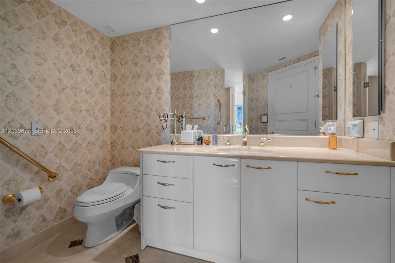 19955 NE 38th Court 2204, Aventura, FL 33180 photo 15