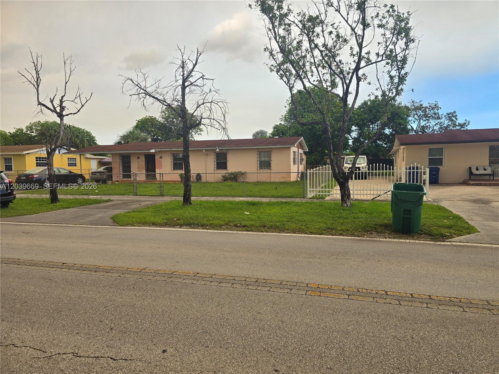 19211 NW 52, Miami Gardens, FL 33055, Miami Gardens