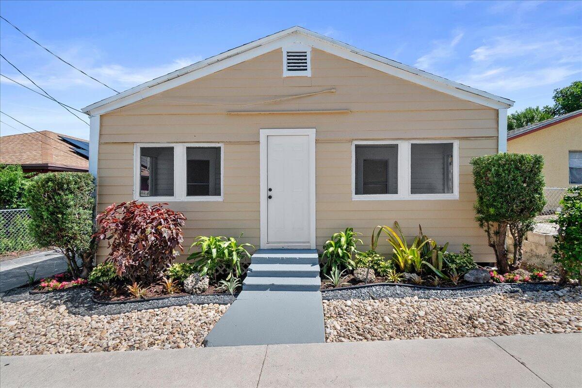 1011 22nd Street, West Palm Beach, FL 33407, West Palm Beach