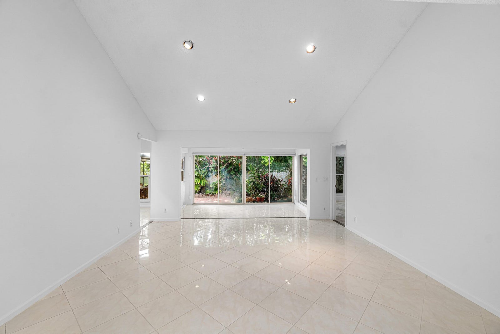 5635 Kiowa Circle, Boynton Beach, FL 33437 photo 17