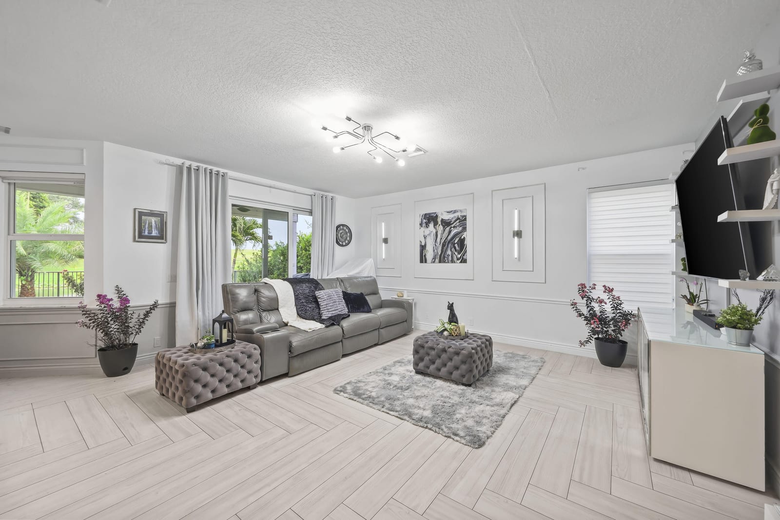 12253 Glenmore Drive — photo 11