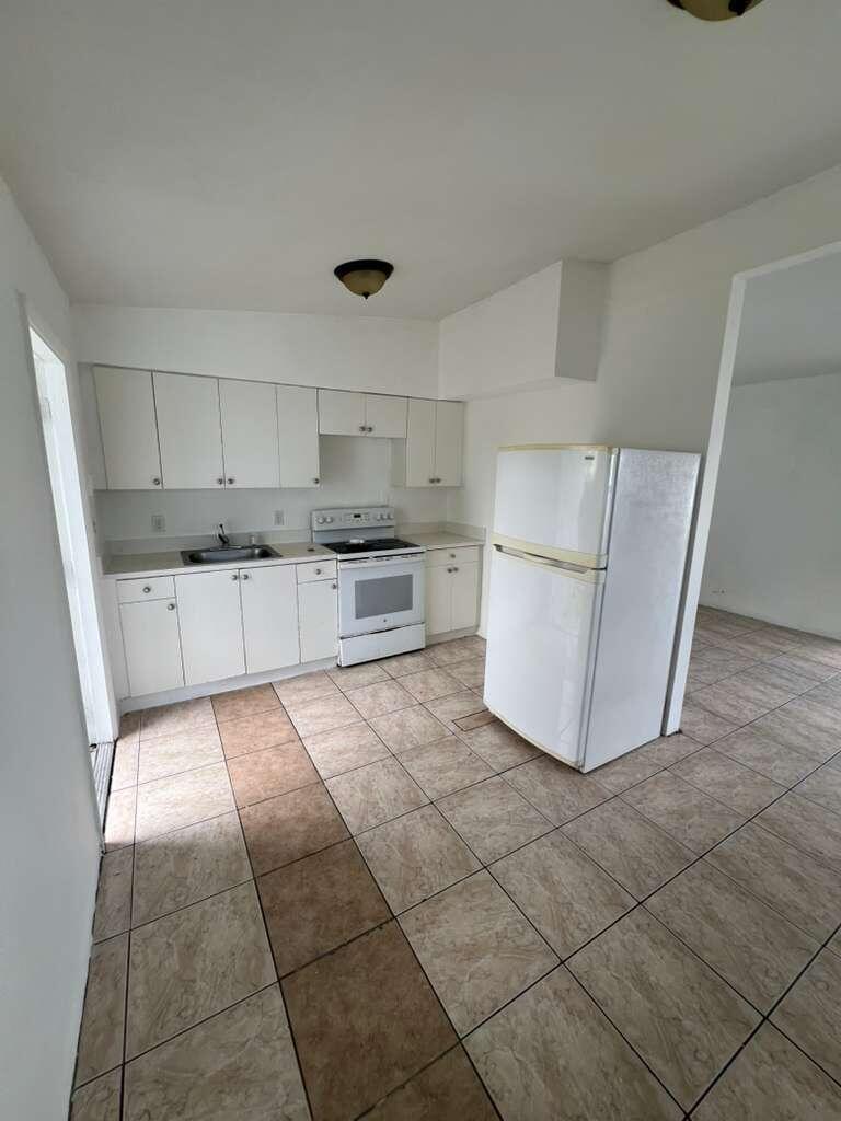 1524 NW 42nd Street B, Miami, FL 33142, Miami