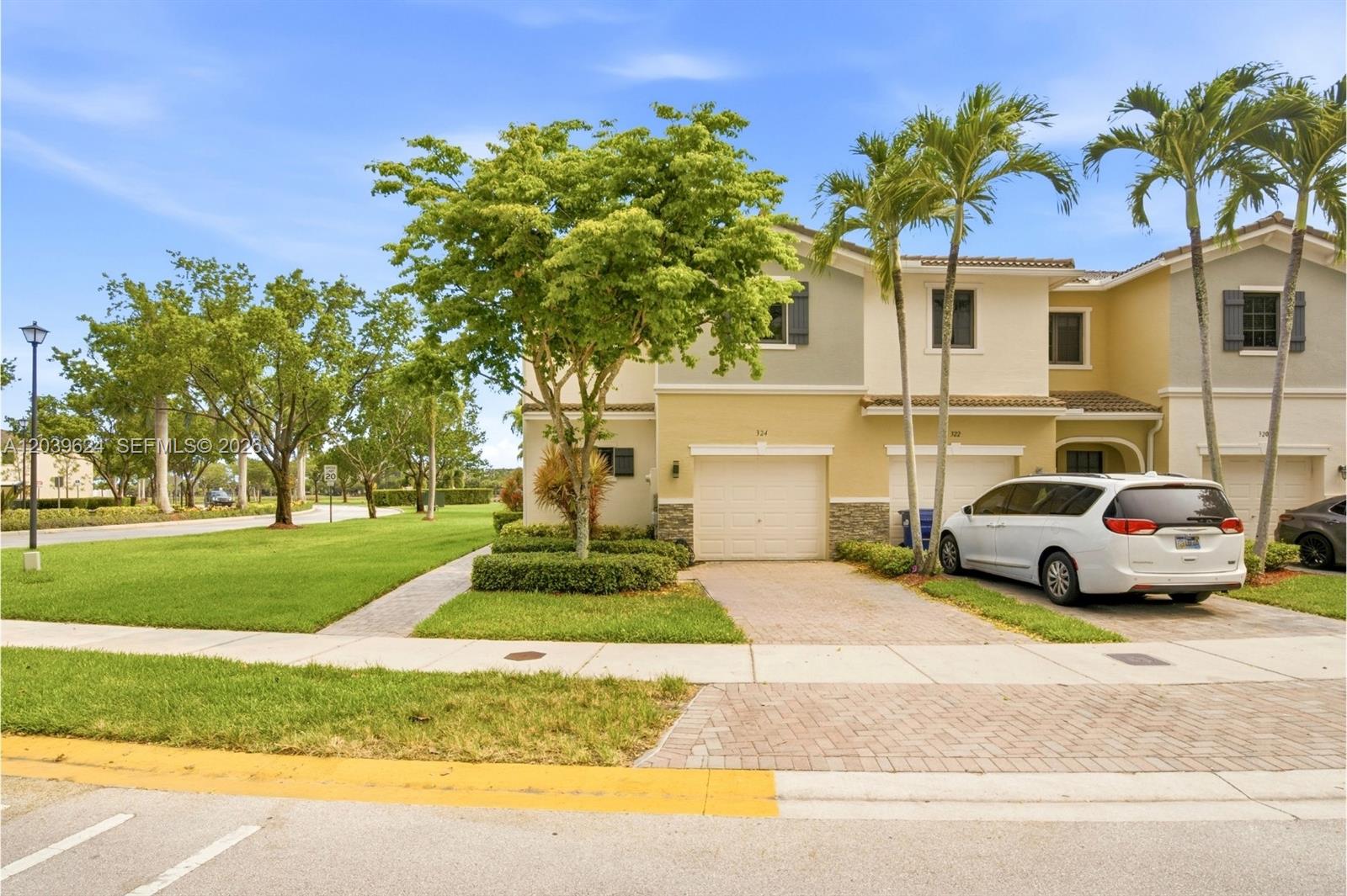 324 NE 194th Lane, Miami, FL 33179, Miami