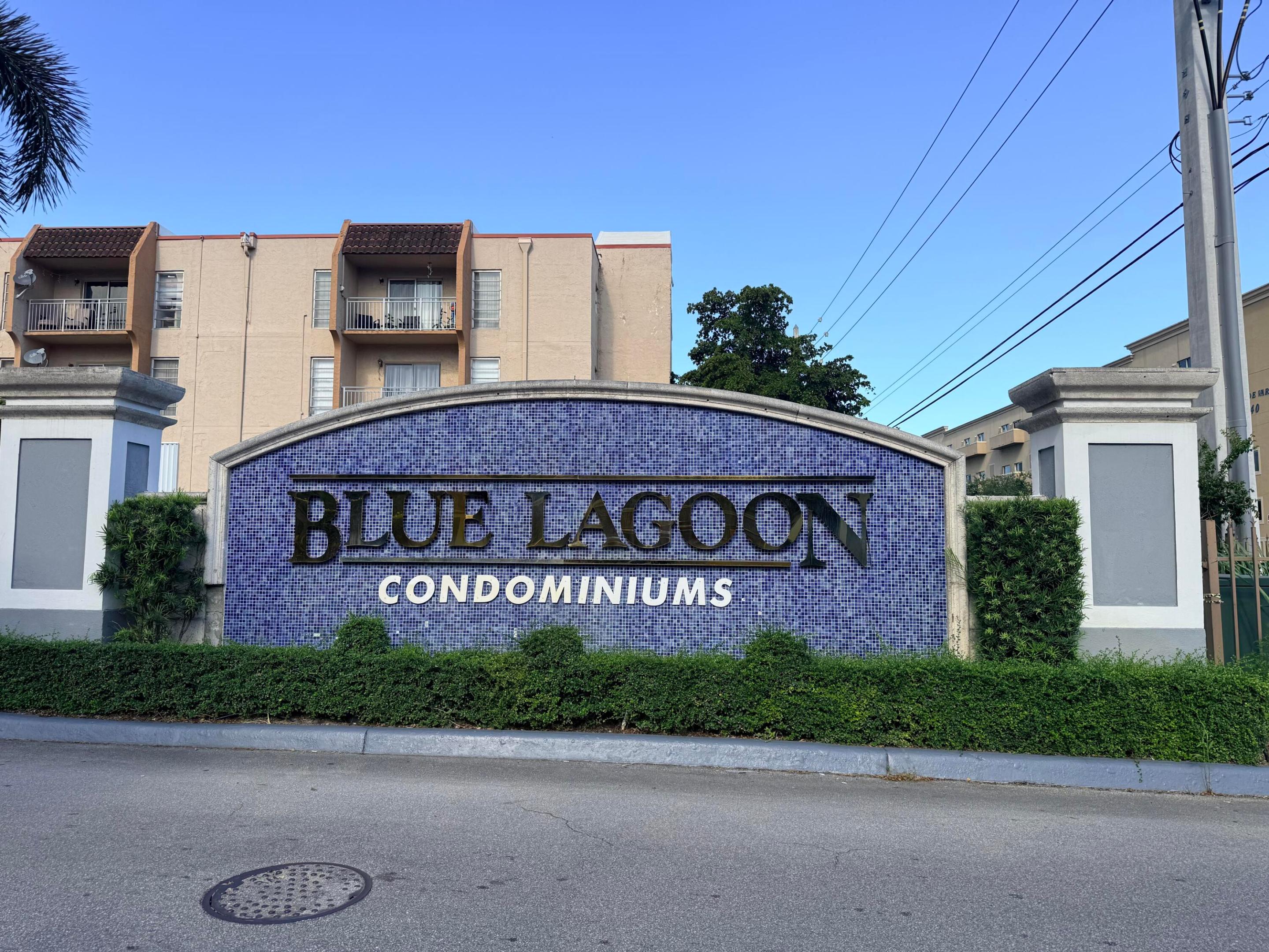 5077 NW 7th Street 914, Miami, FL 33126, Miami