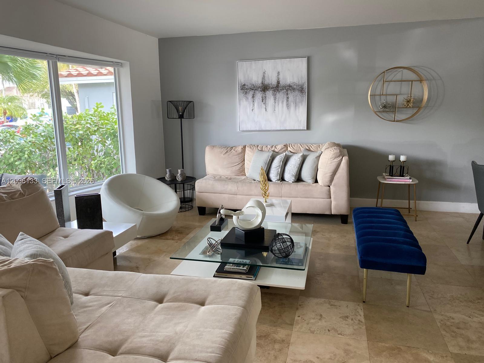 1103 Washington Street, Hollywood, FL 33019, Hollywood