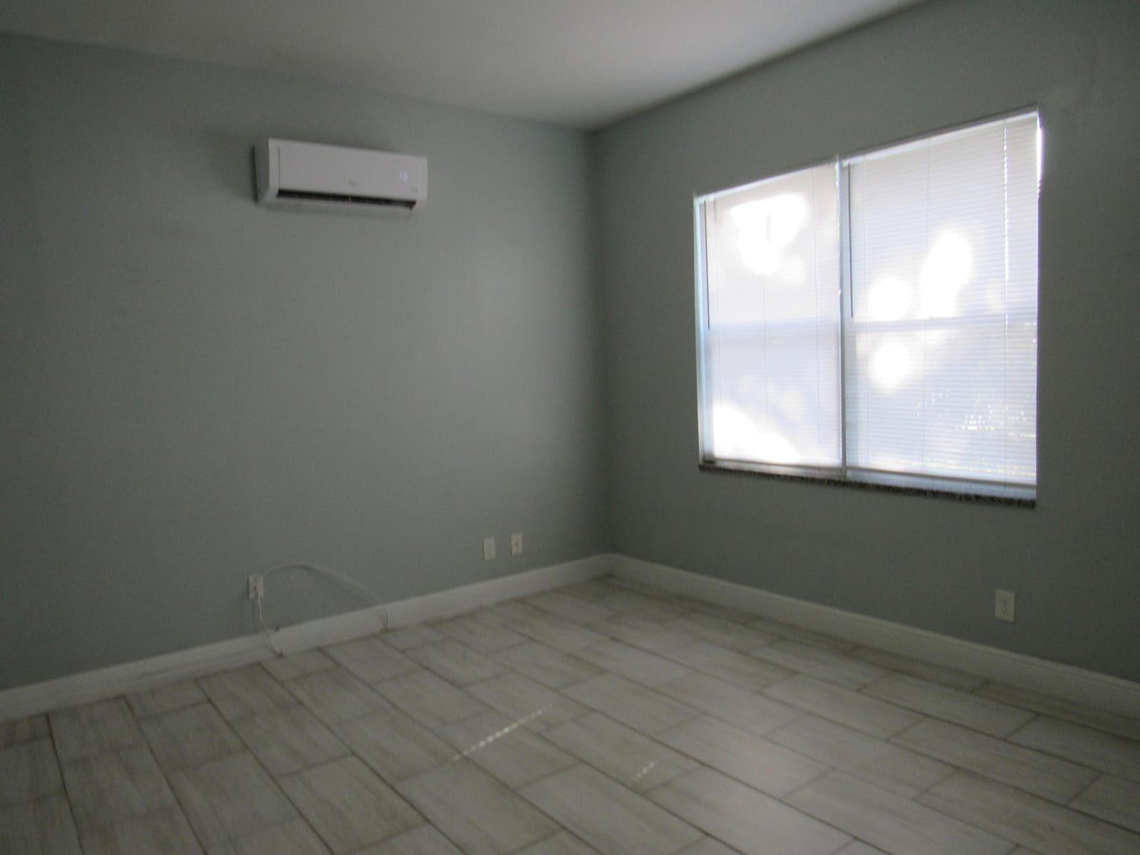 4283 Cocoanut Road 3 — photo 2