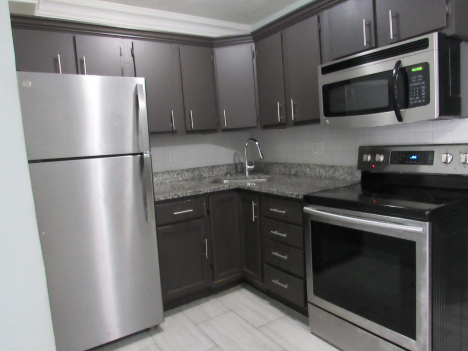 4283 Cocoanut Road 3 — photo 5