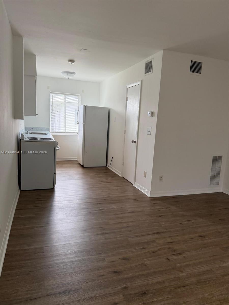 660 NE 88th Terrace 9, Miami, FL 33138, Miami