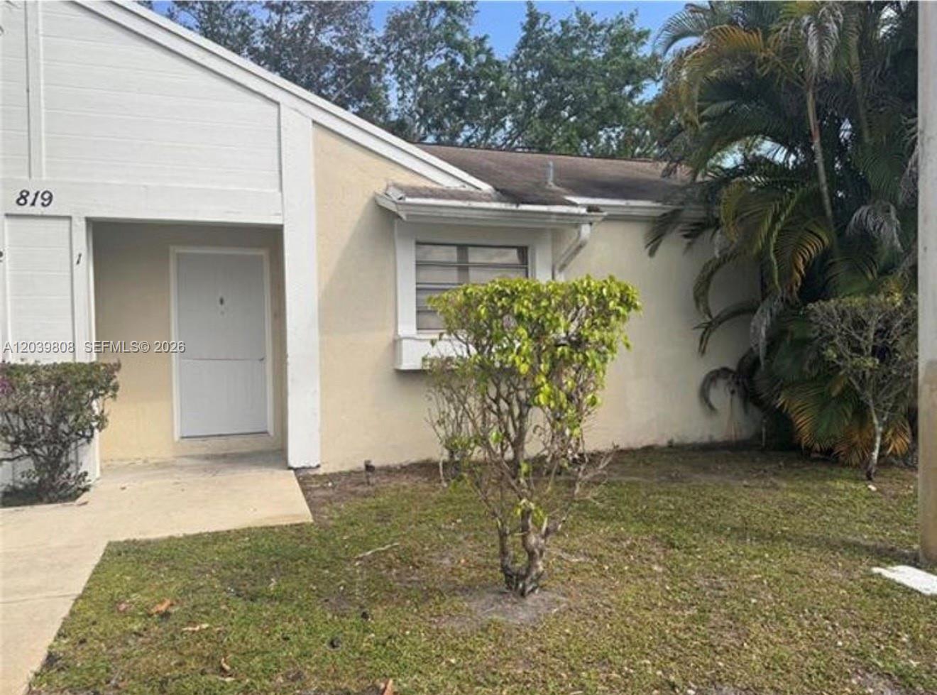 819 NE 214th Lane 1, Miami, FL 33179, Miami
