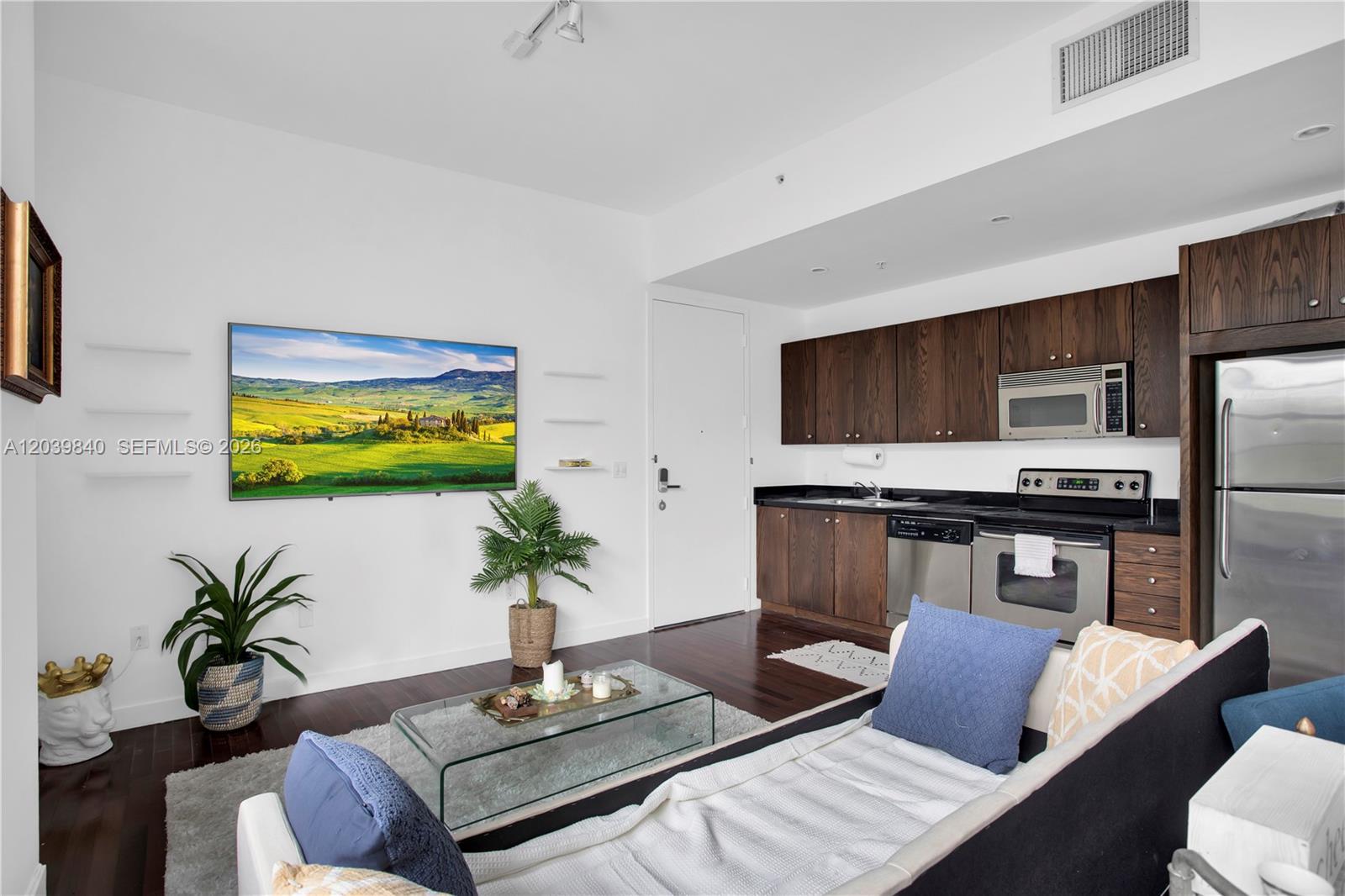 935 Euclid Avenue 8, Miami Beach, FL 33139, Miami Beach