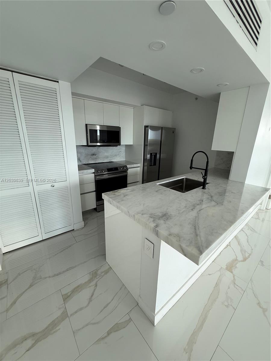 7350 SW 89th Street 1602S, Miami, FL 33156, Miami