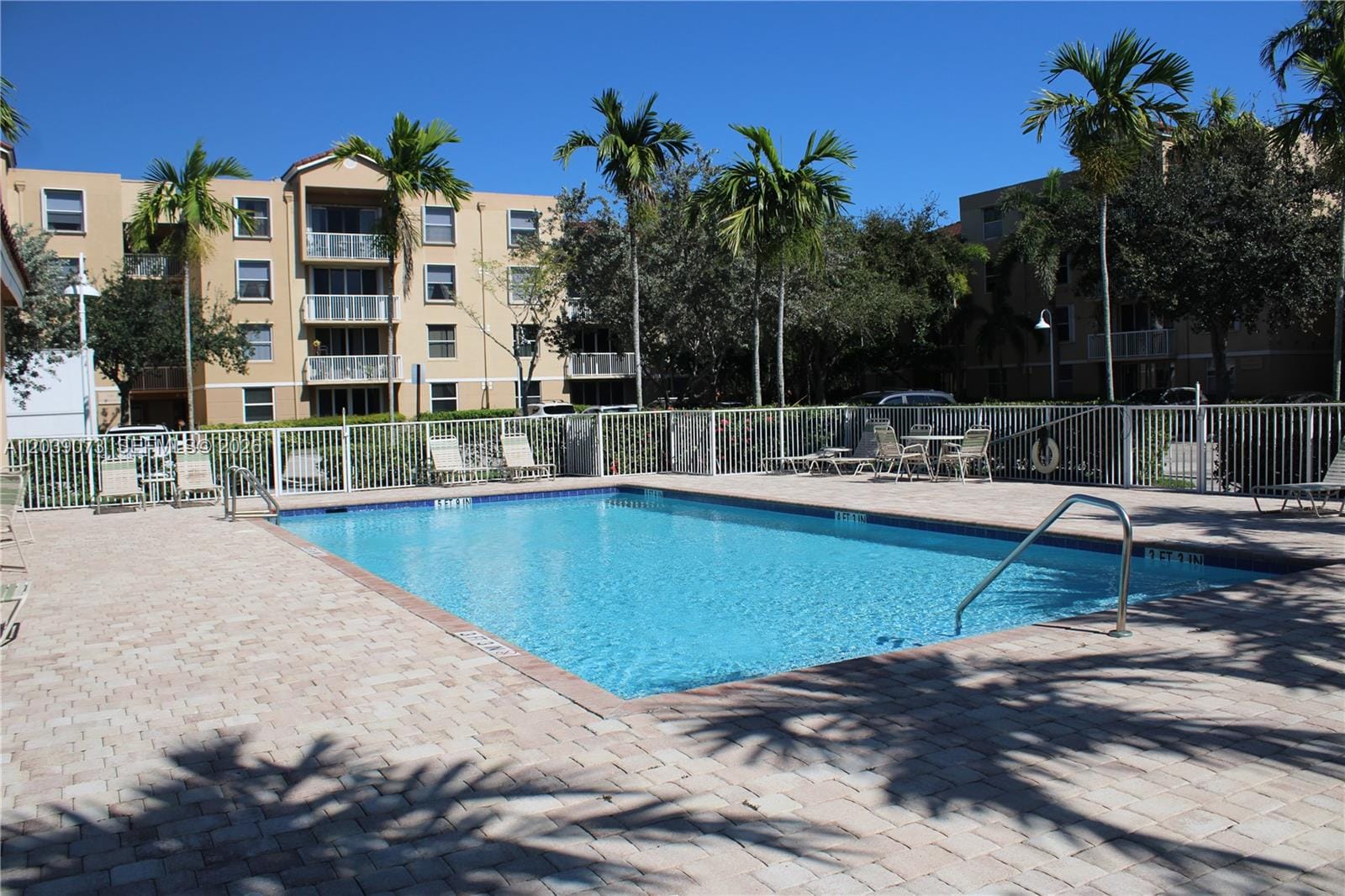 519 E Sheridan Street 1082, Dania Beach, FL 33004 photo 2