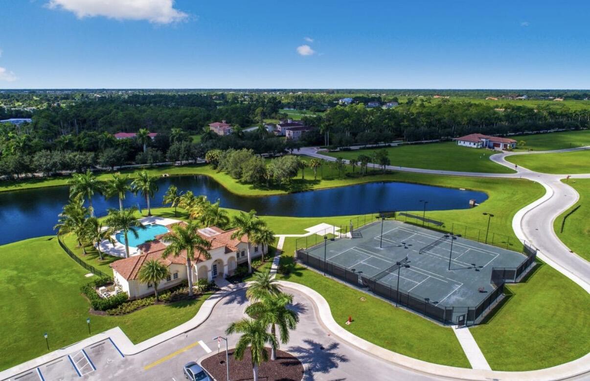 163 SE Via Lago Garda, Port St. Lucie, FL 34952, Port St Lucie