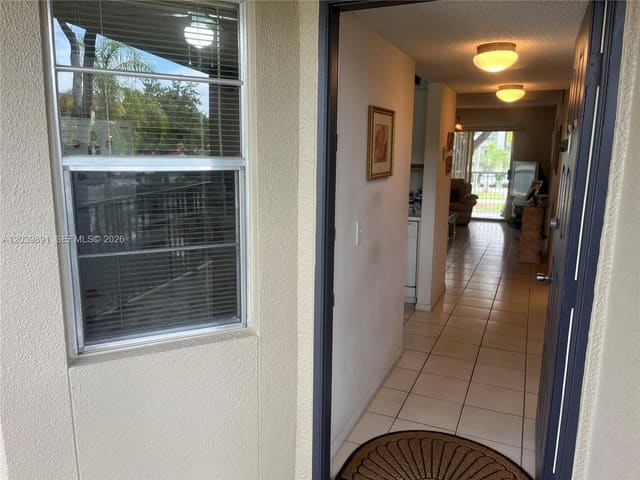 1100 SW 128th Terrace 204U, Pembroke Pines, FL 33027