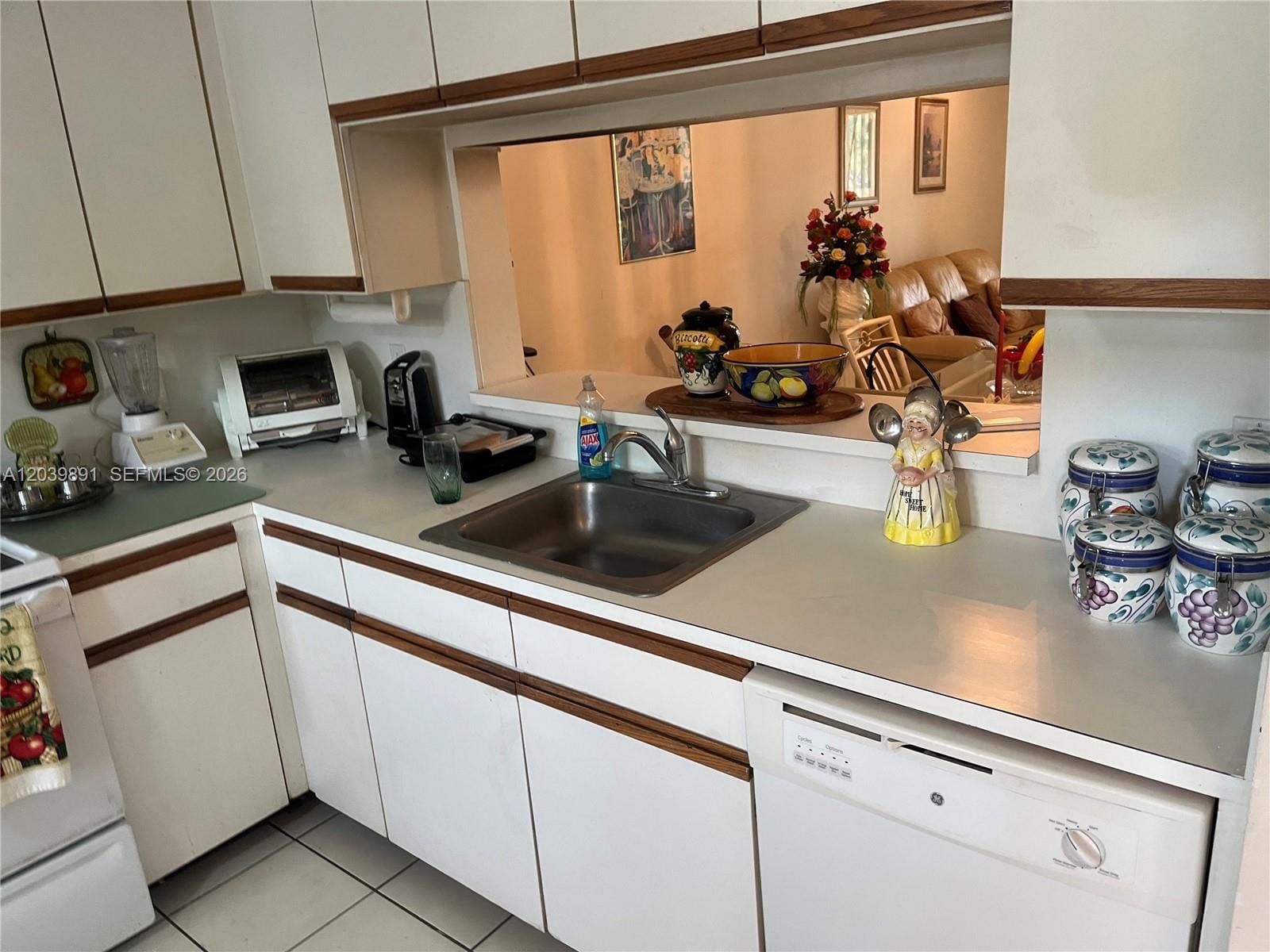 1100 SW 128th Terrace 204U — photo 6