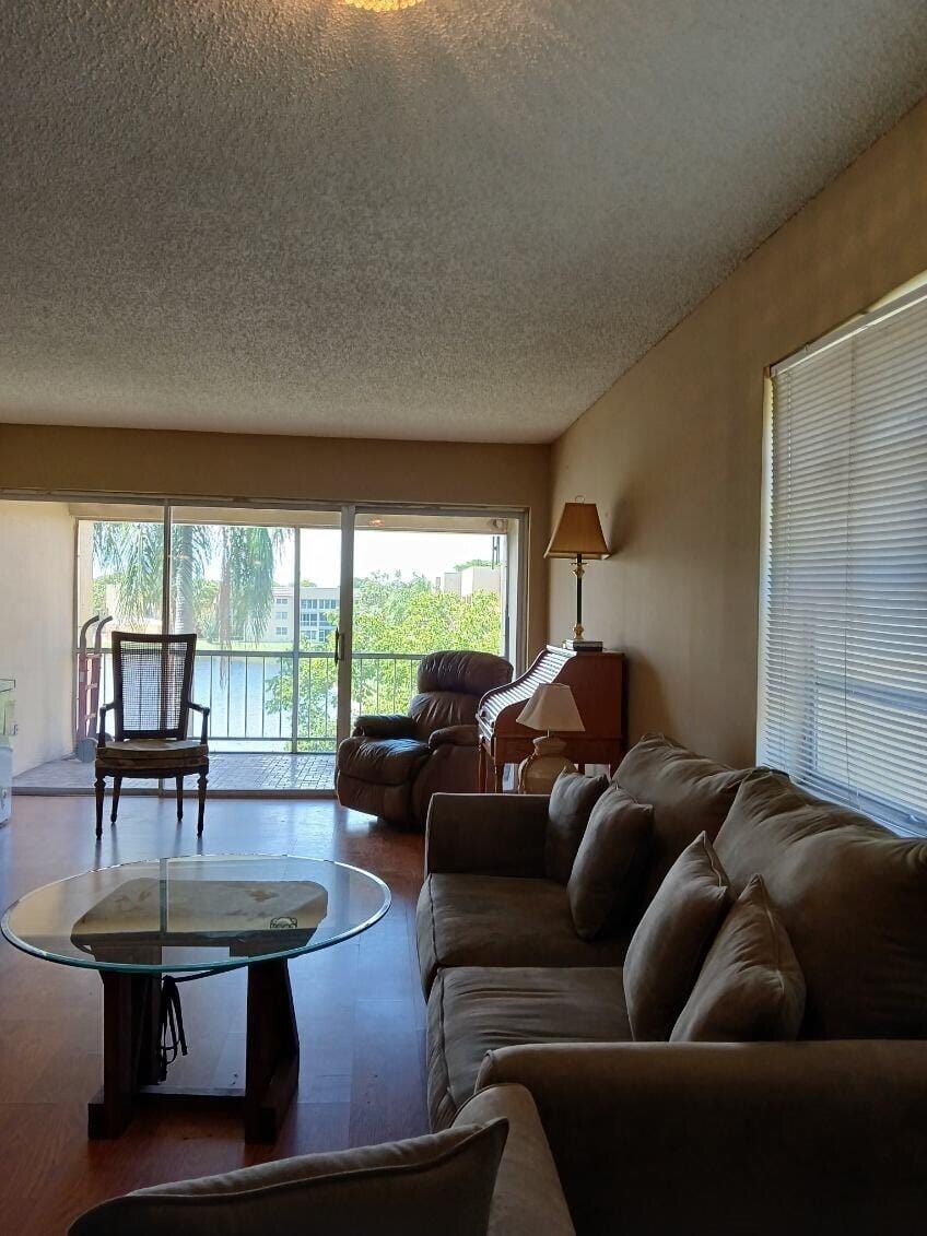 6161 NW 57th Court, Tamarac, FL 33319 photo 9