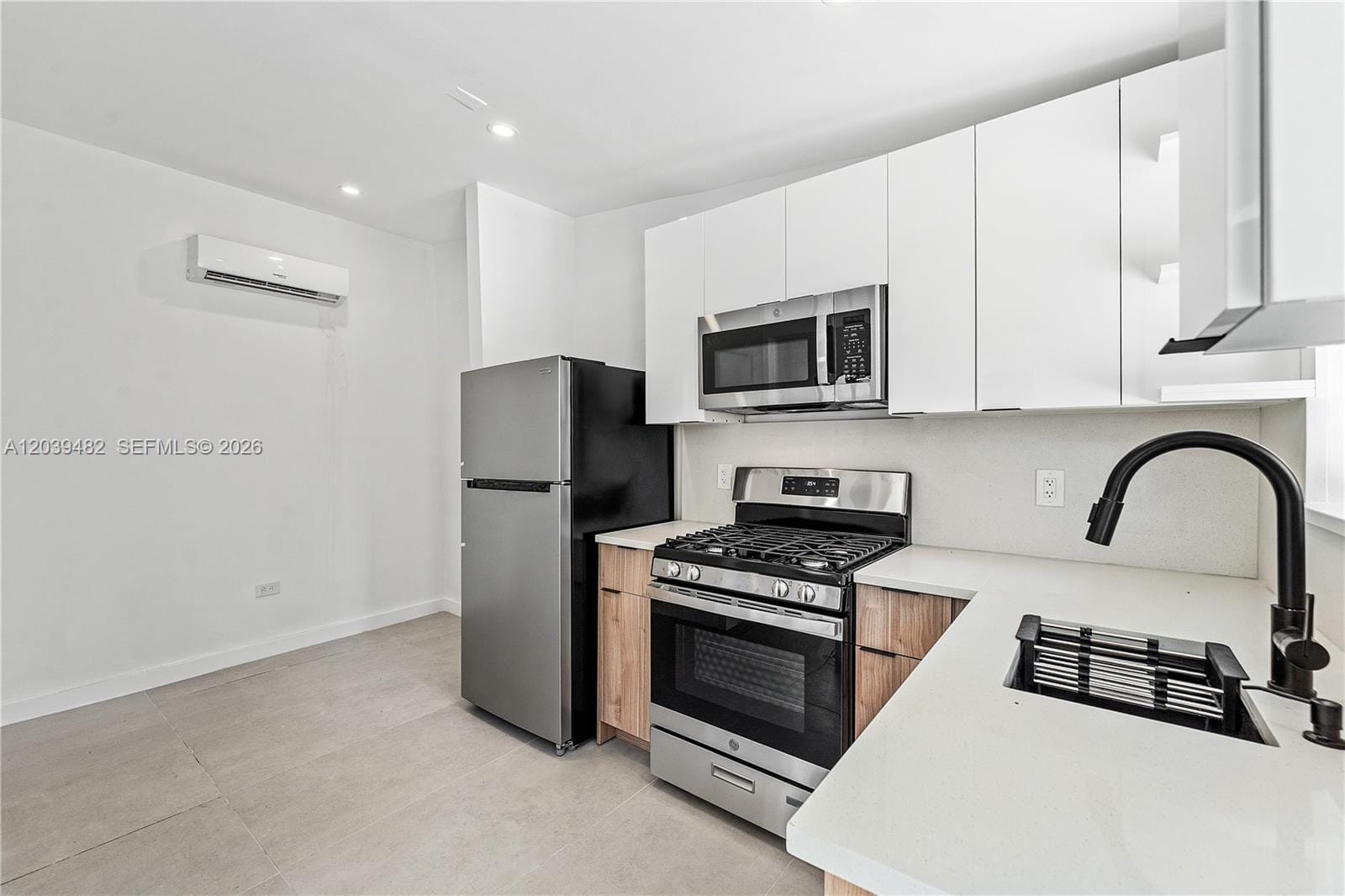 3040 NW 93rd Street, Miami, FL 33147 photo 7