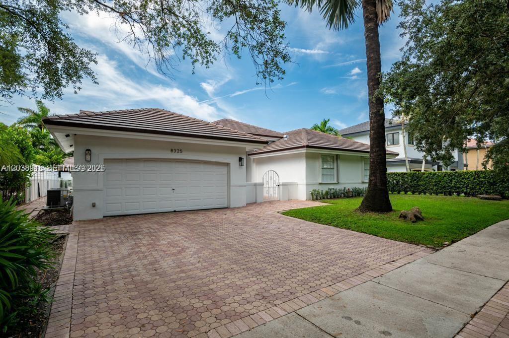 8325 NW 161st Terrace, Miami Lakes, FL 33016, Miami Lakes