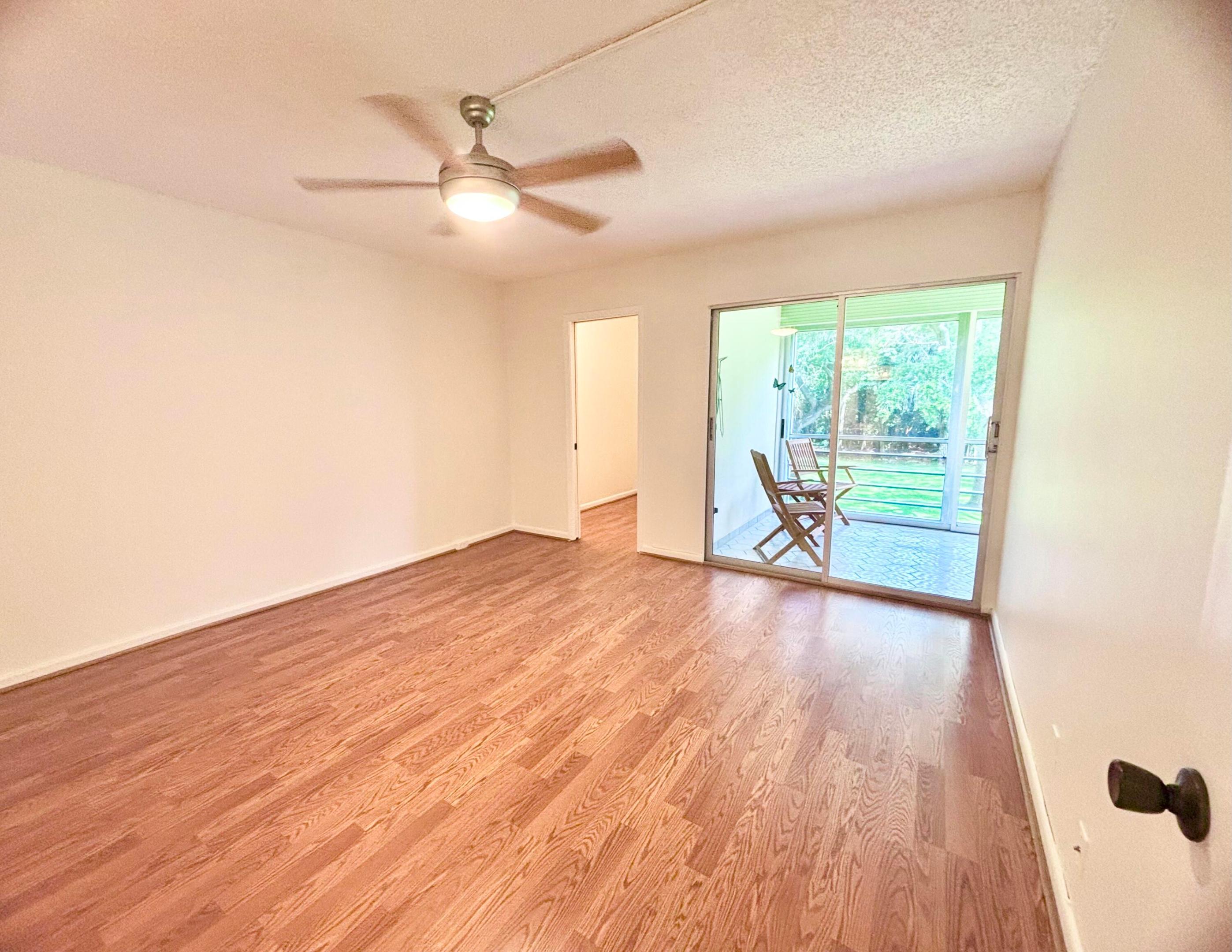 2069 Oakridge F Unit 2069 — photo 11