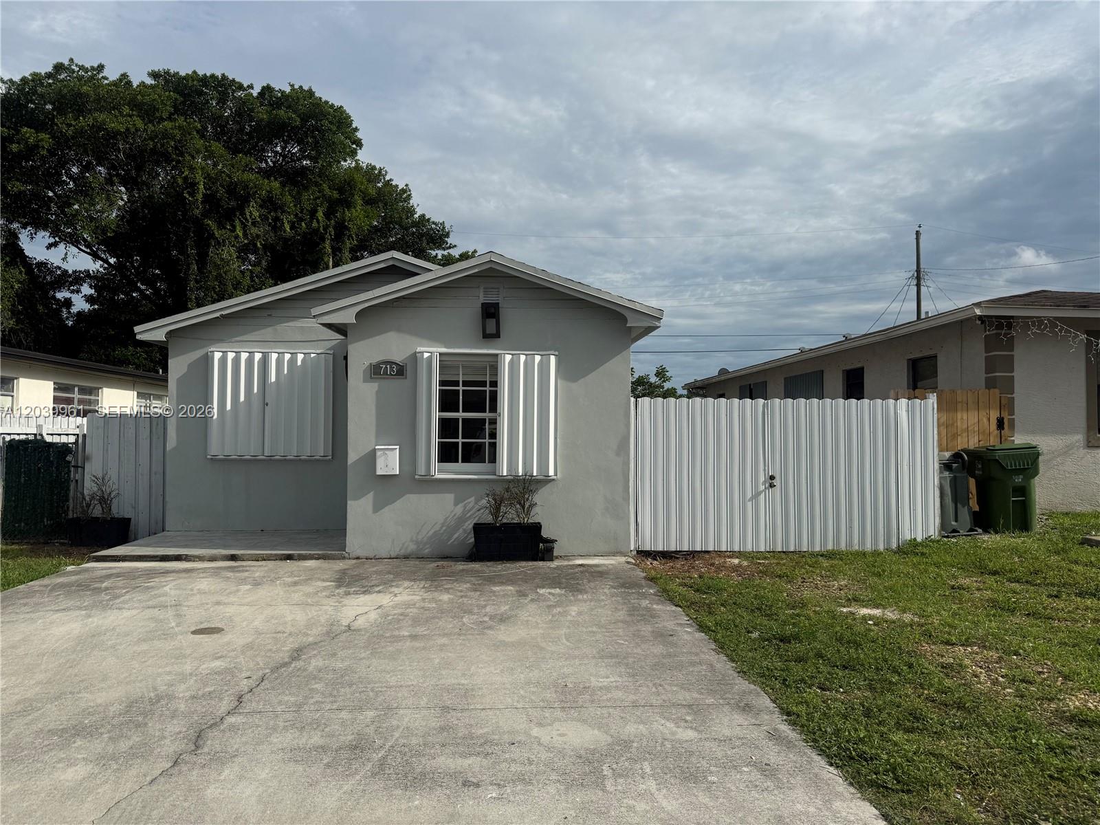 713 NW 4th Street, Hallandale Beach, FL 33009, Hallandale Beach