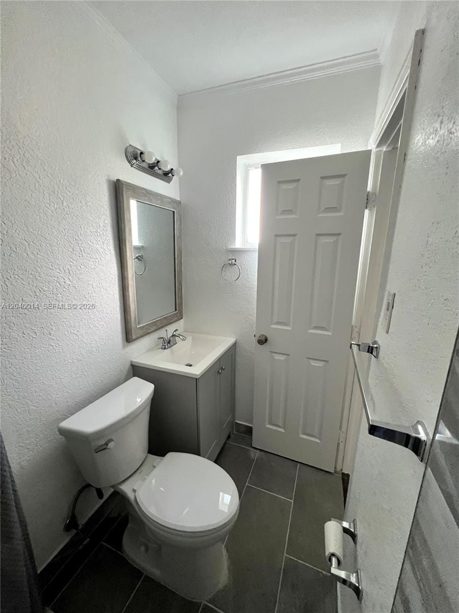 590 NW 40th Court 3, Oakland Park, FL 33309 photo 12