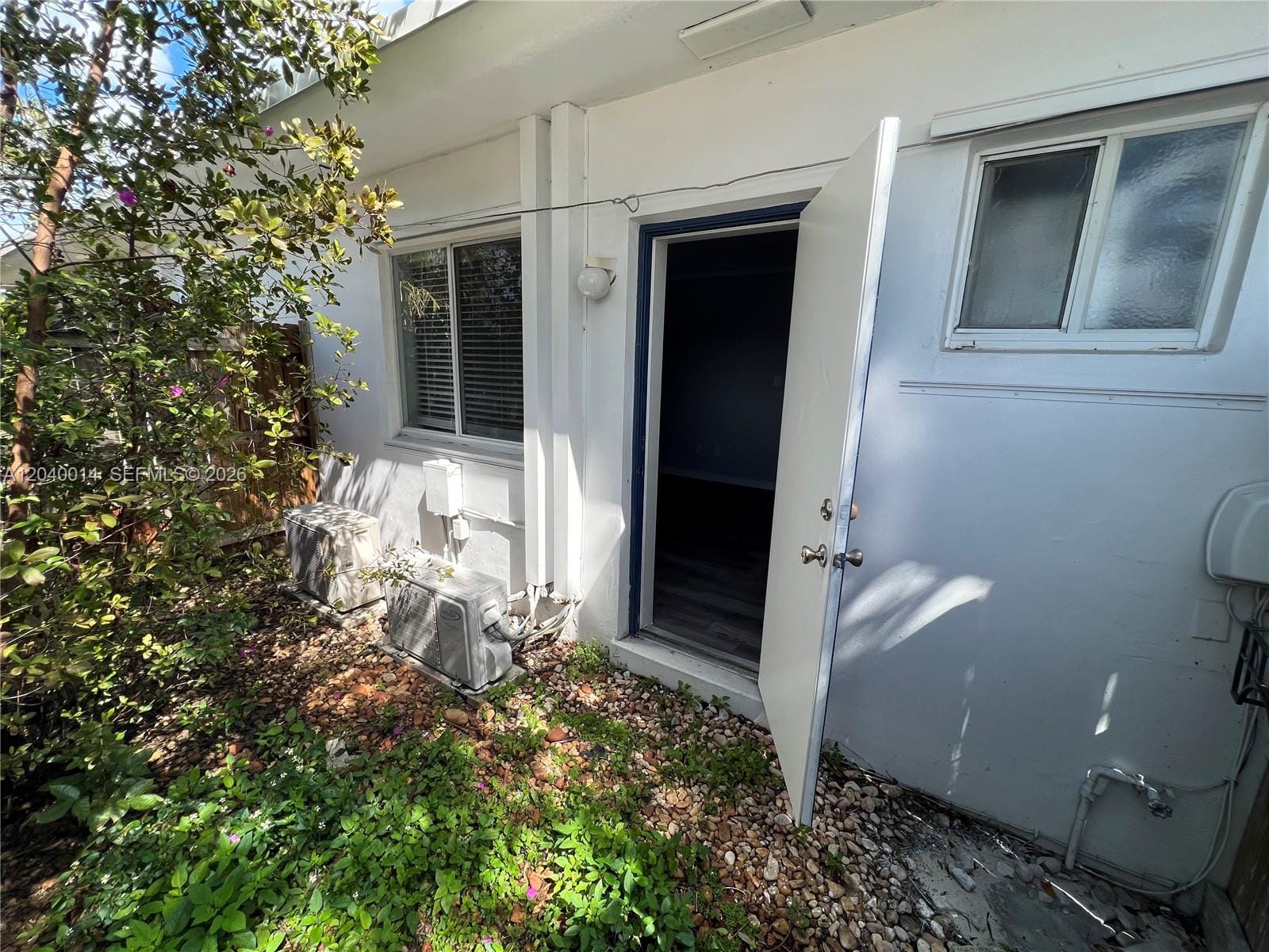 590 NW 40th Court 3, Oakland Park, FL 33309 photo 14