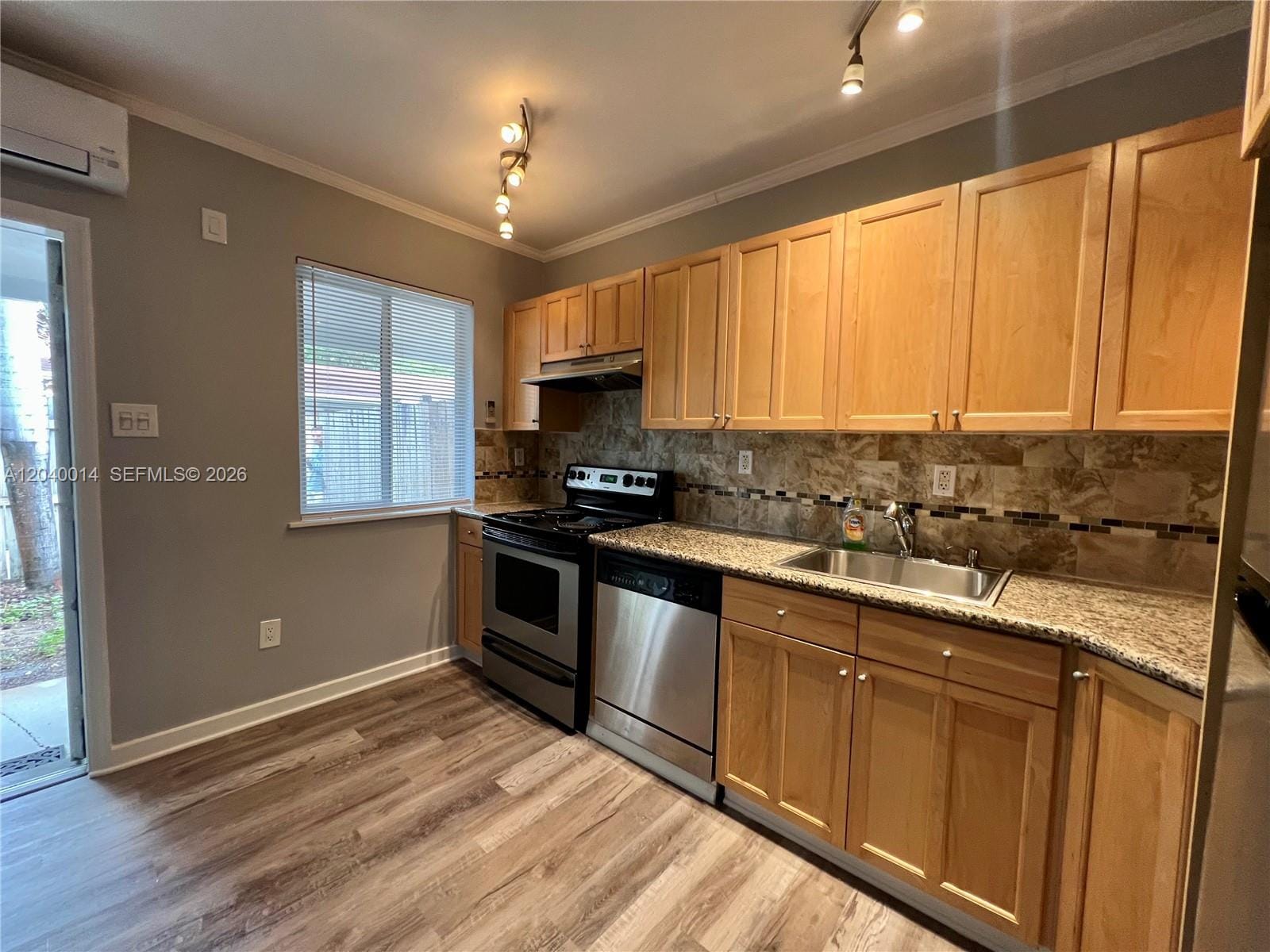 590 NW 40th Court 3, Oakland Park, FL 33309 photo 6