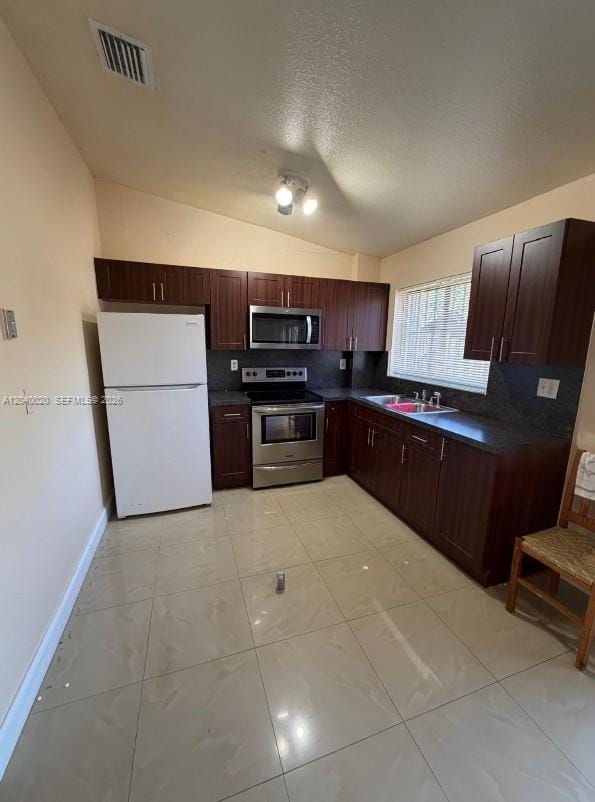 28364 SW 140th Place — photo 7