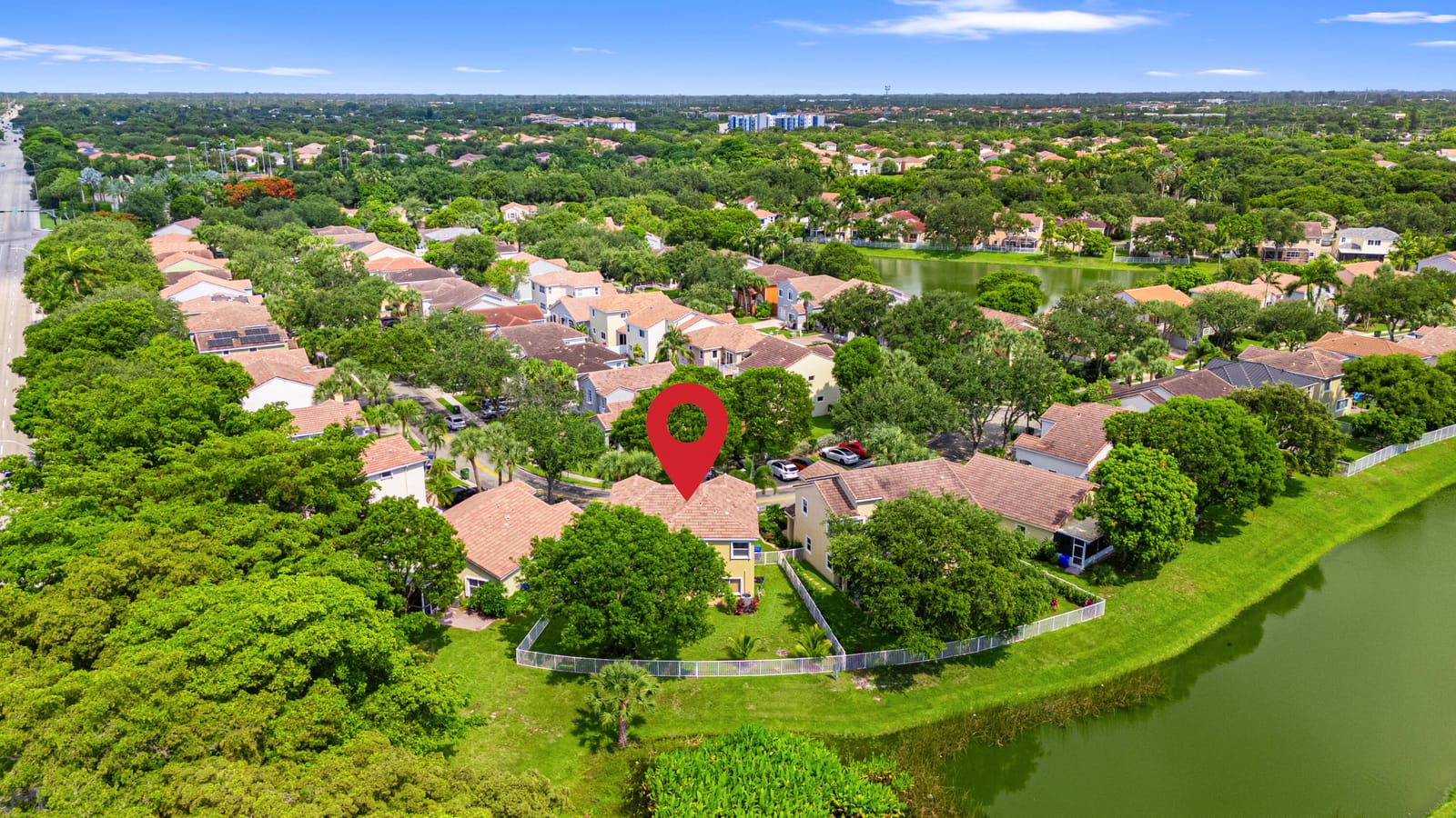 1753 NW 74th Way, Pembroke Pines, FL 33024 photo 2