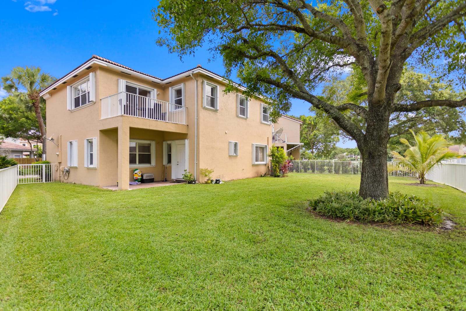 1753 NW 74th Way, Pembroke Pines, FL 33024 photo 25