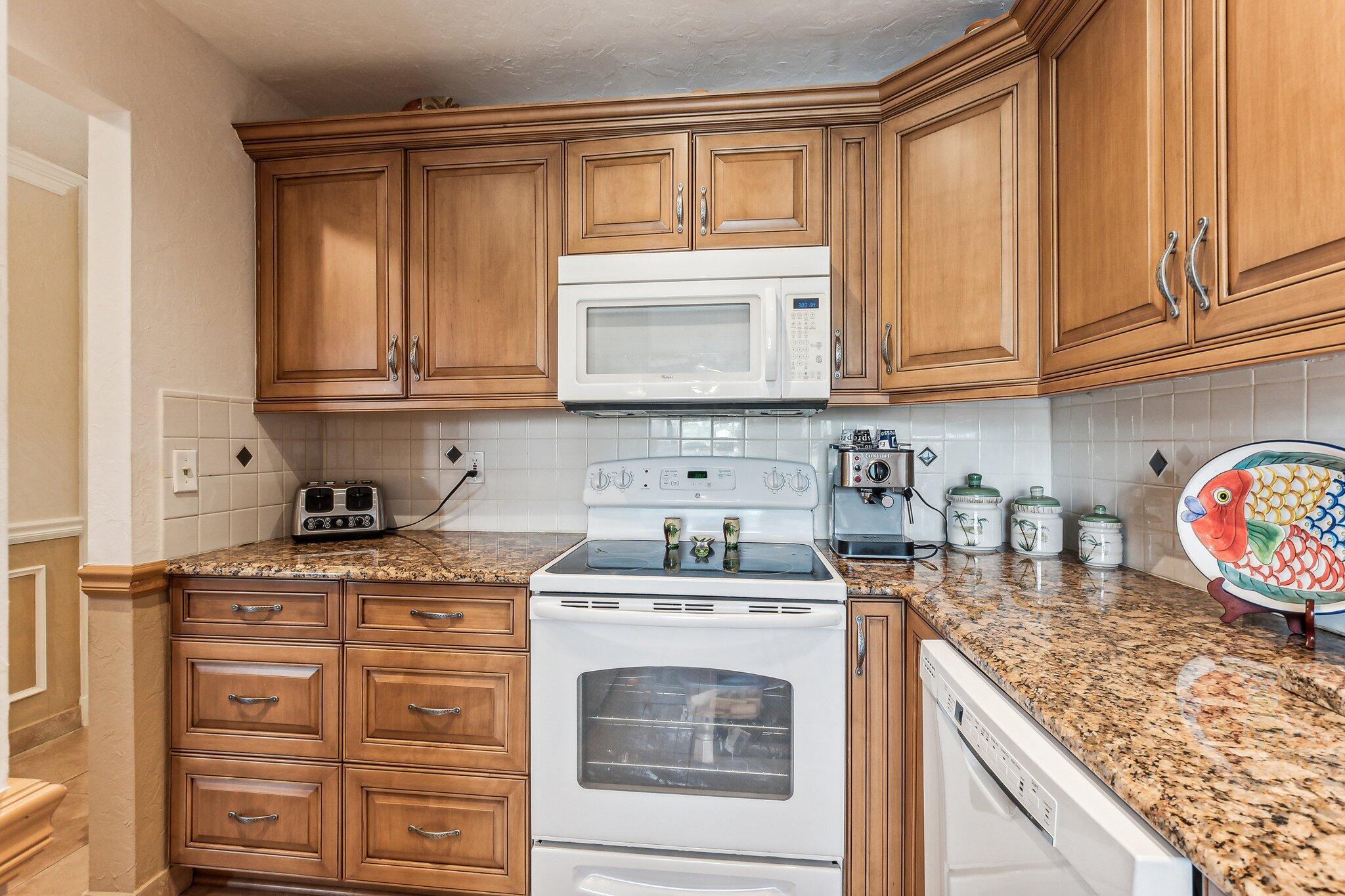 1051 Orange Terrace 103, Delray Beach, FL 33445