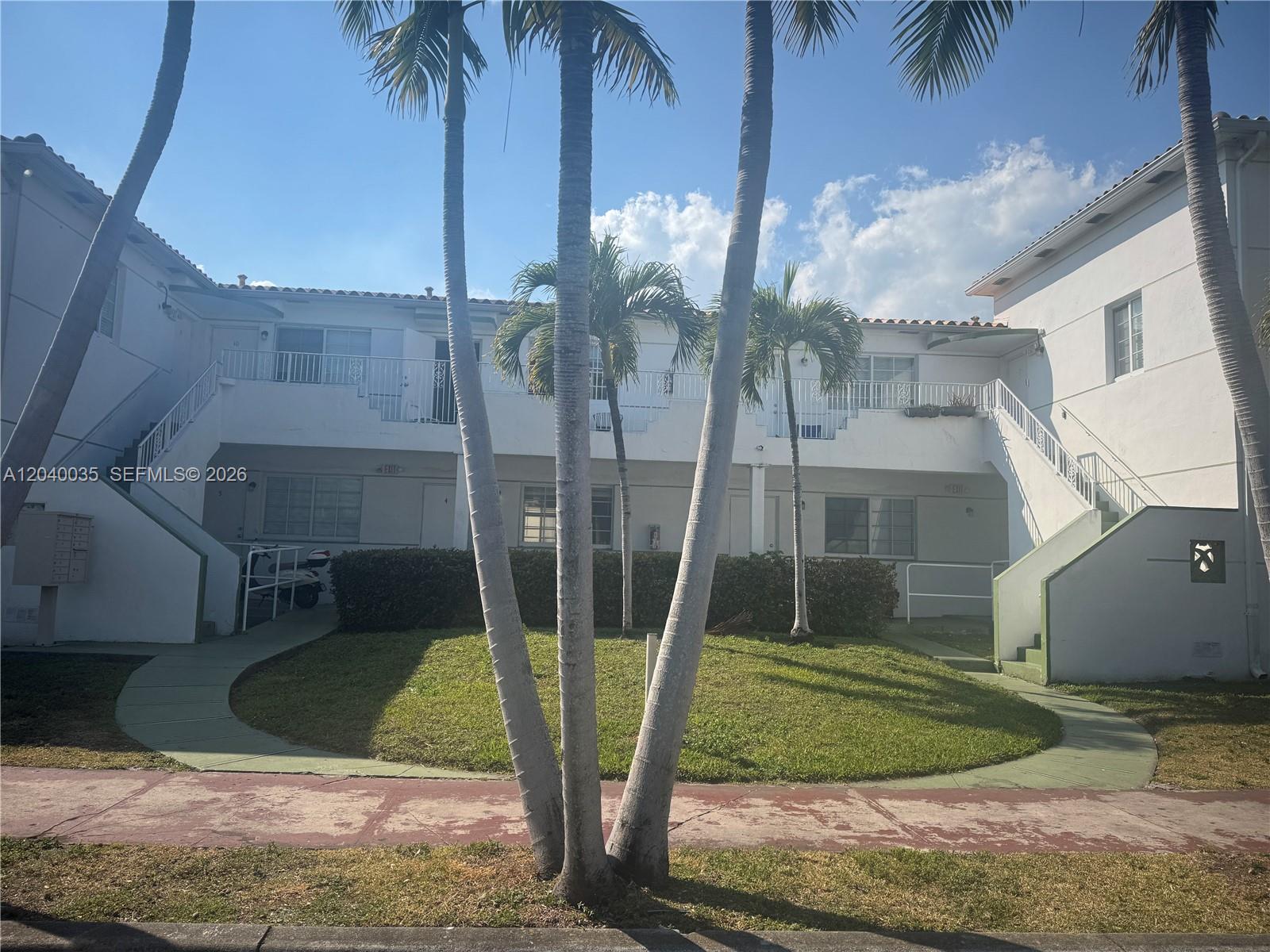 7130 Rue Versailles 11 11, Miami Beach, FL 33141, Miami Beach