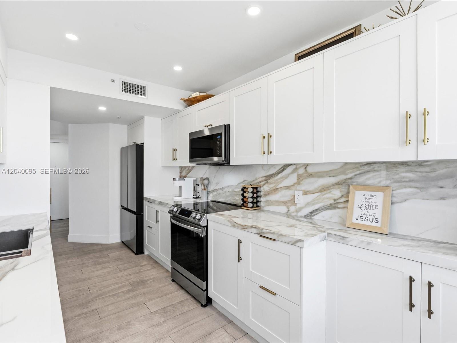 701 Brickell Key Boulevard 1903, Miami, FL 33131 photo 10