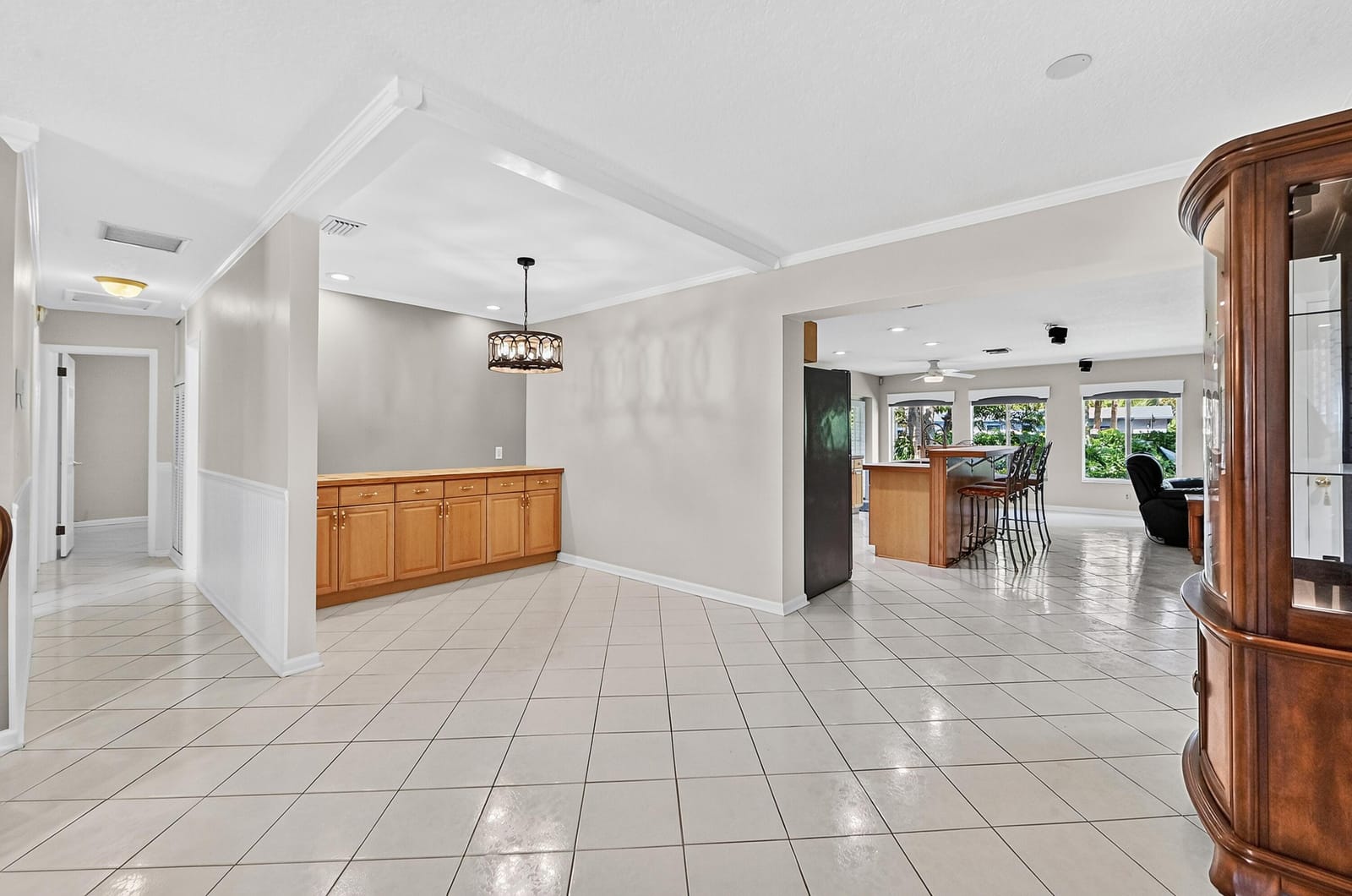 313 Poe Drive — photo 9