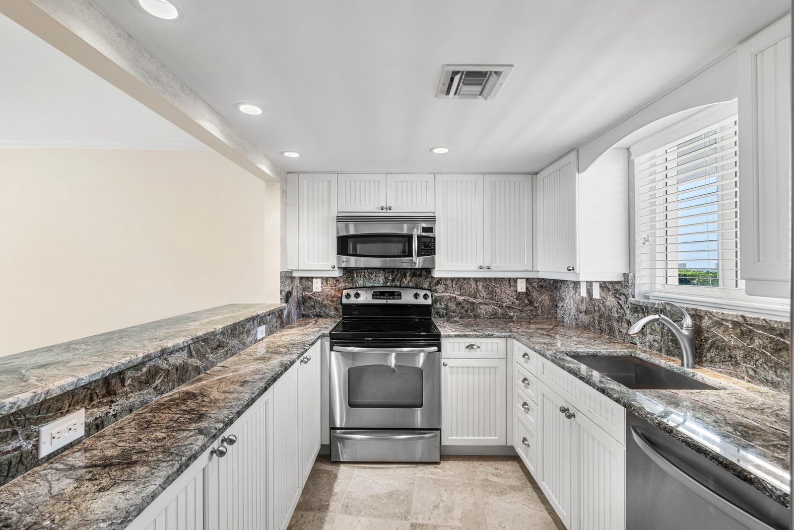 2505 S Ocean Boulevard 515, Palm Beach, FL 33480 photo 11