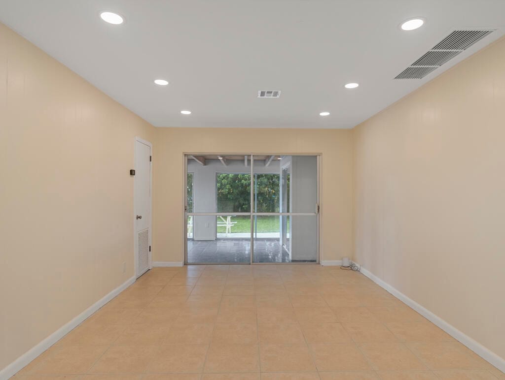 371 W 34th Street, Riviera Beach, FL 33404 photo 13