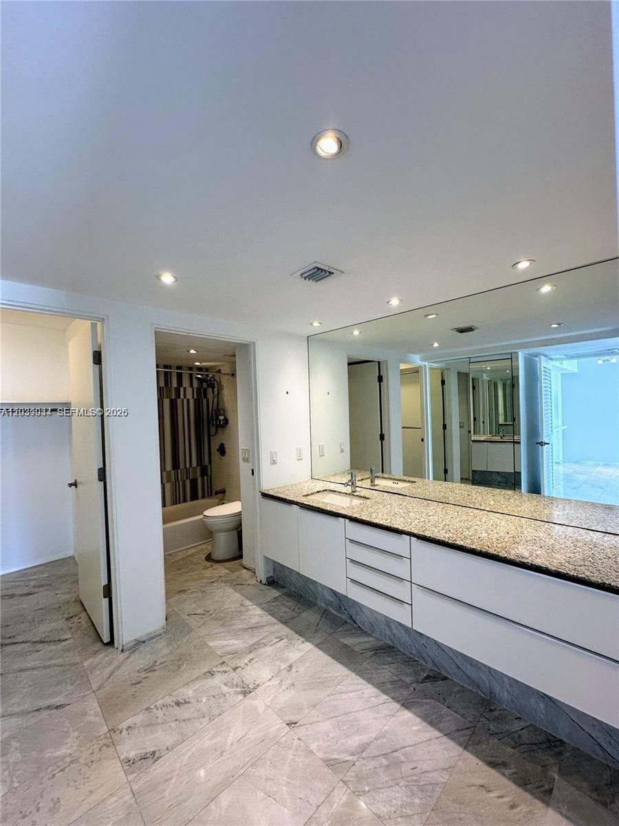 2350 NE 135th Street 1501, North Miami, FL 33181 photo 3