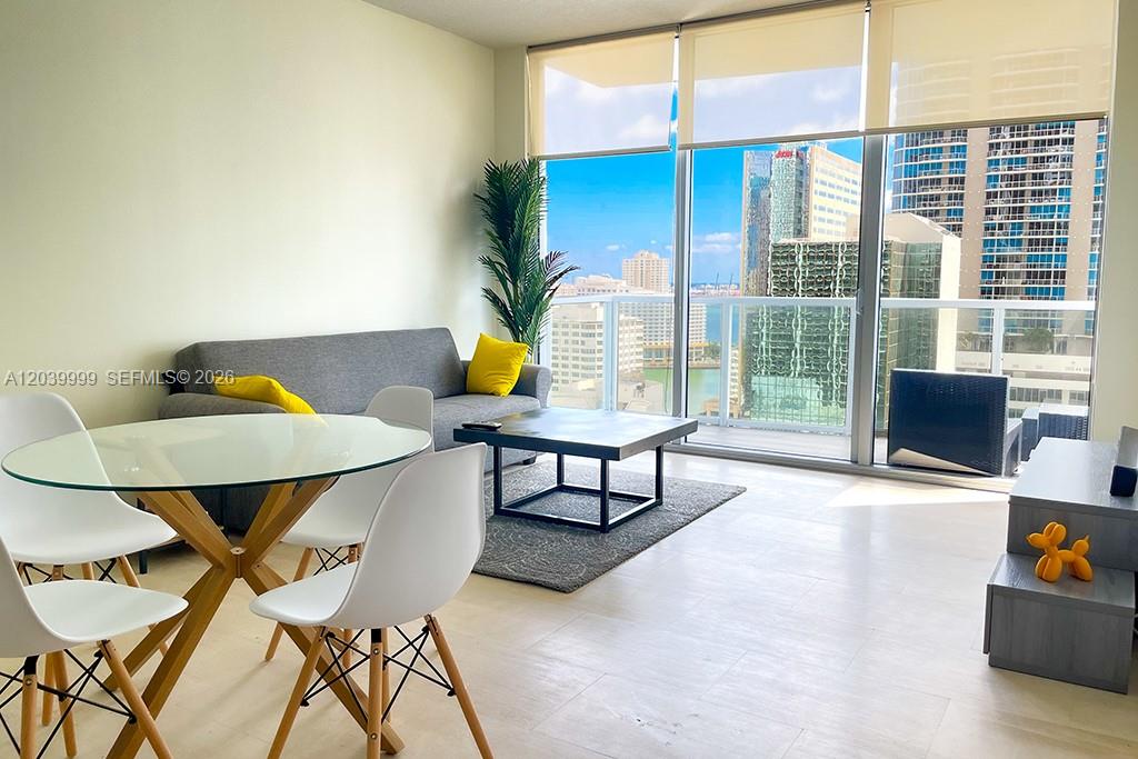 1050 Brickell Avenue 2208, Miami, FL 33131, Miami