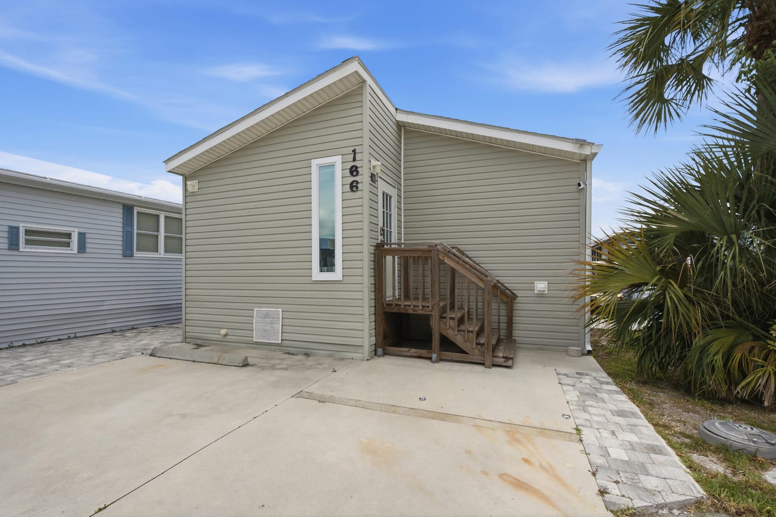 166 Nettles Boulevard, Jensen Beach, FL 34957 photo 1