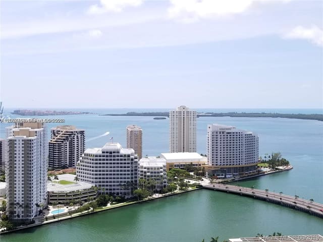 500 Brickell Avenue 2102, Miami, FL 33131