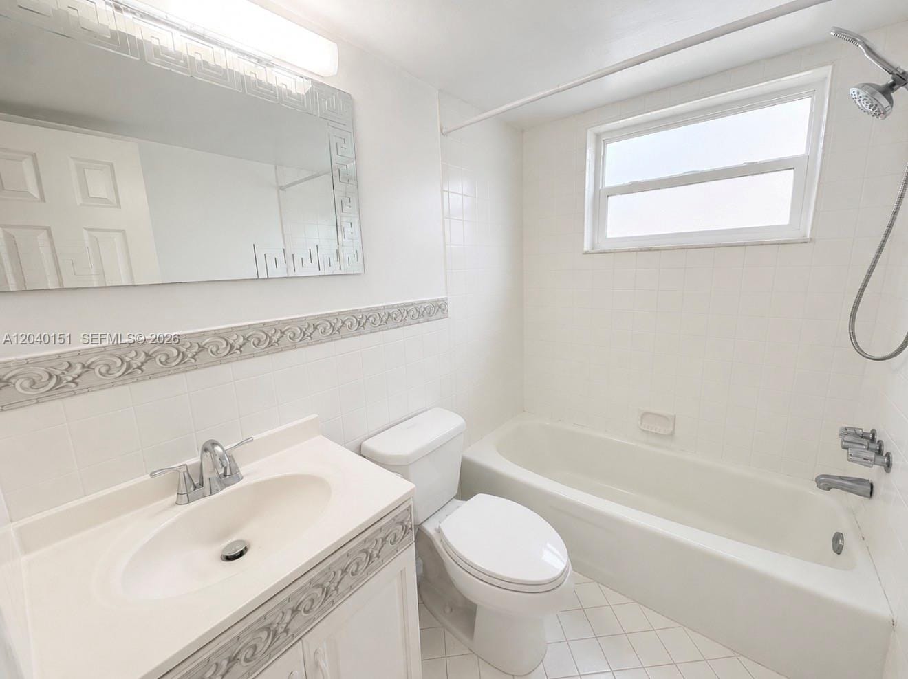 5771 SW 36th Court 301 — photo 8