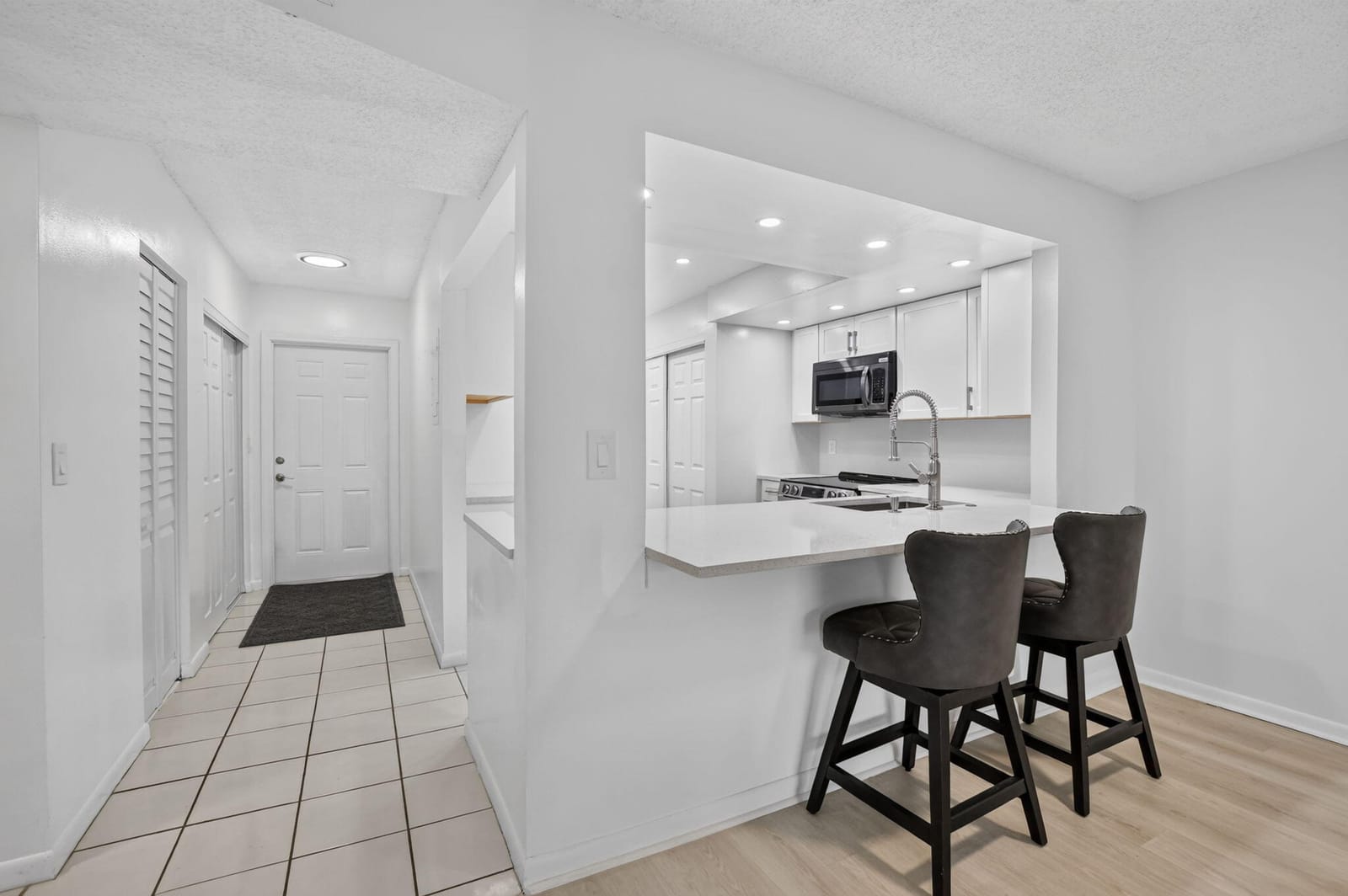 1700 NW 80th Avenue 104, Margate, FL 33063 photo 2