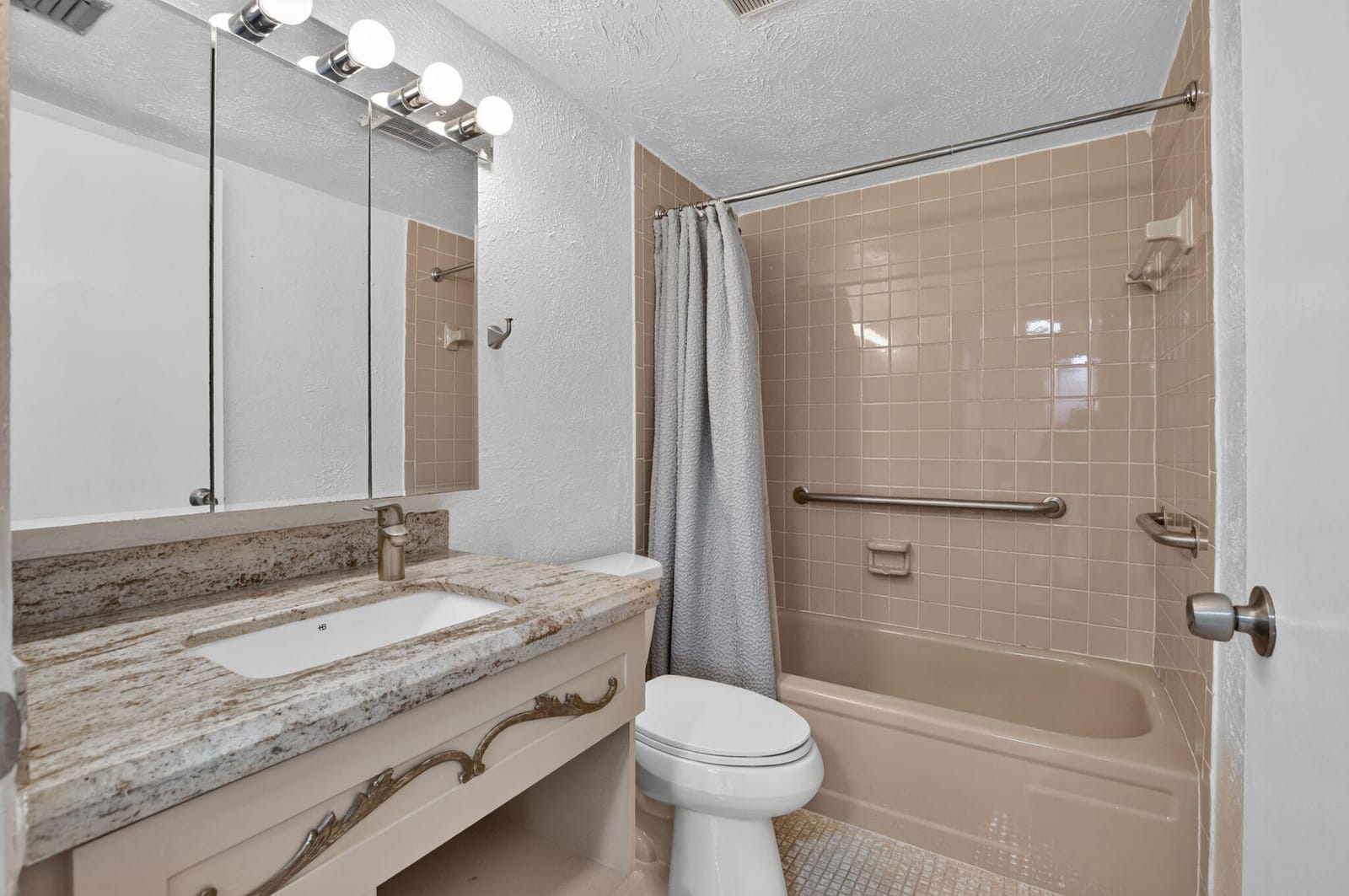 1700 NW 80th Avenue 104, Margate, FL 33063 photo 11