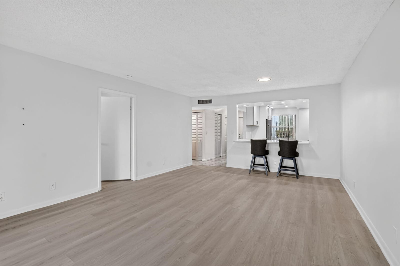 1700 NW 80th Avenue 104, Margate, FL 33063 photo 5