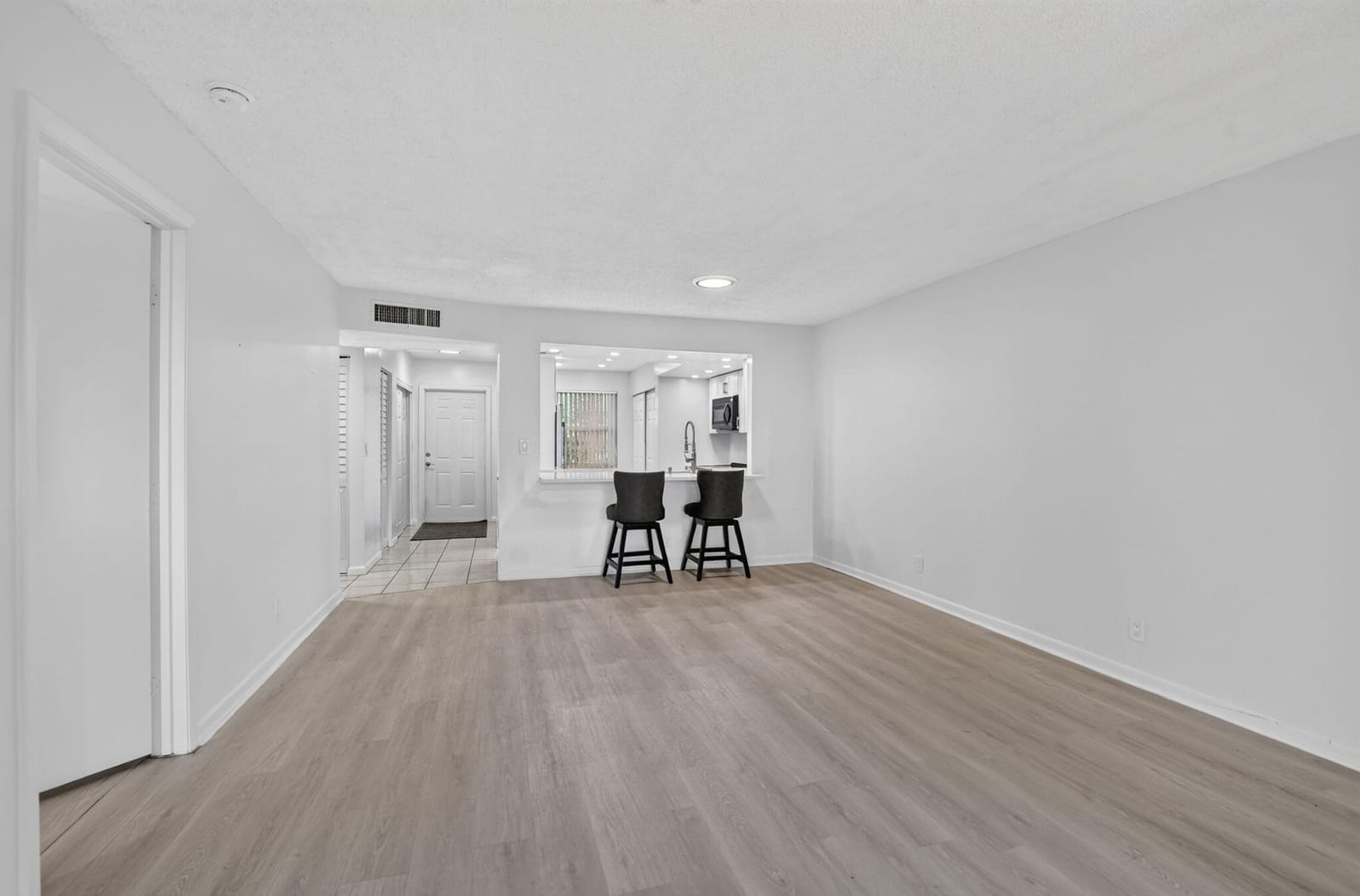 1700 NW 80th Avenue 104, Margate, FL 33063 photo 6