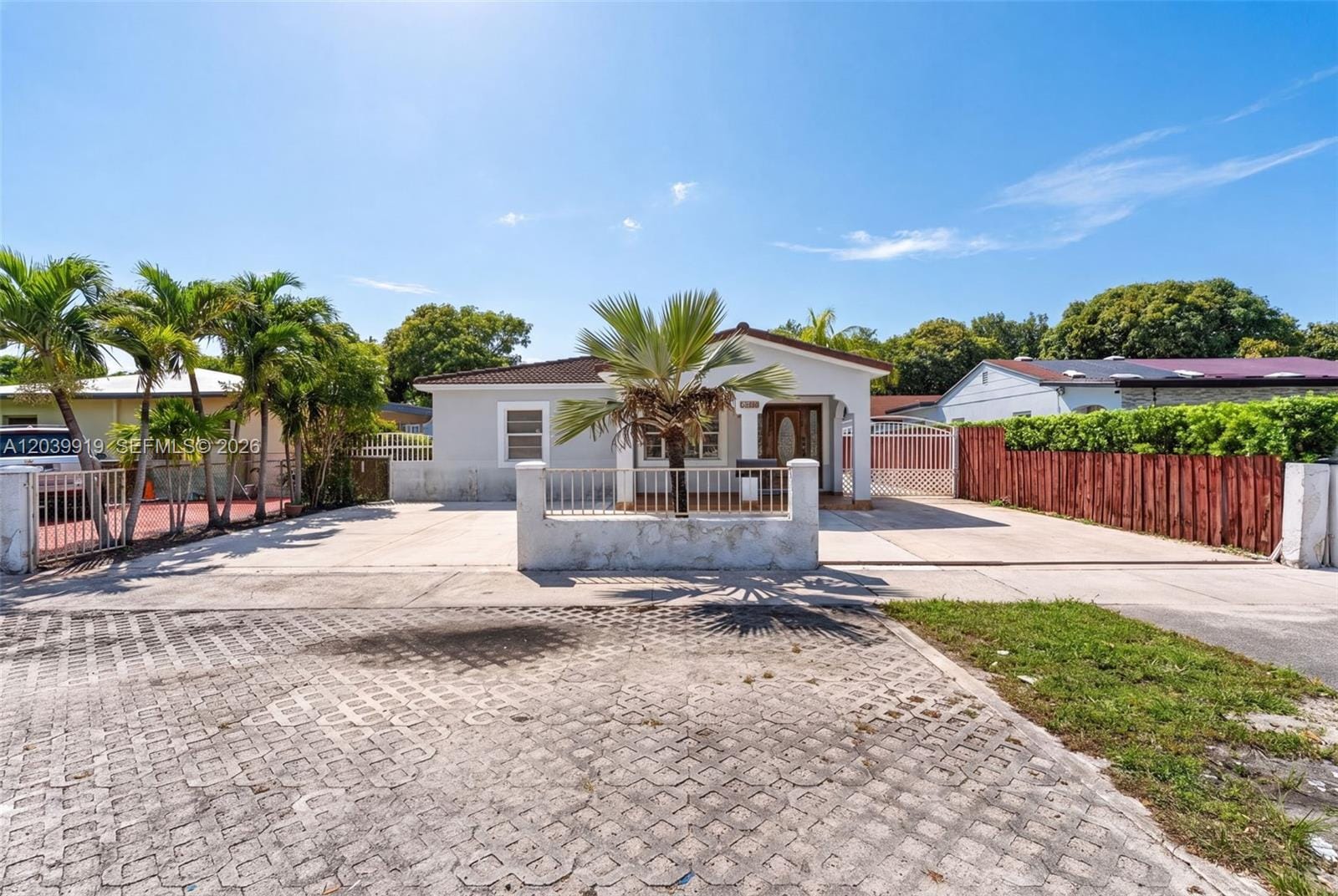 920 NW 35th Avenue, Miami, FL 33125 photo 1