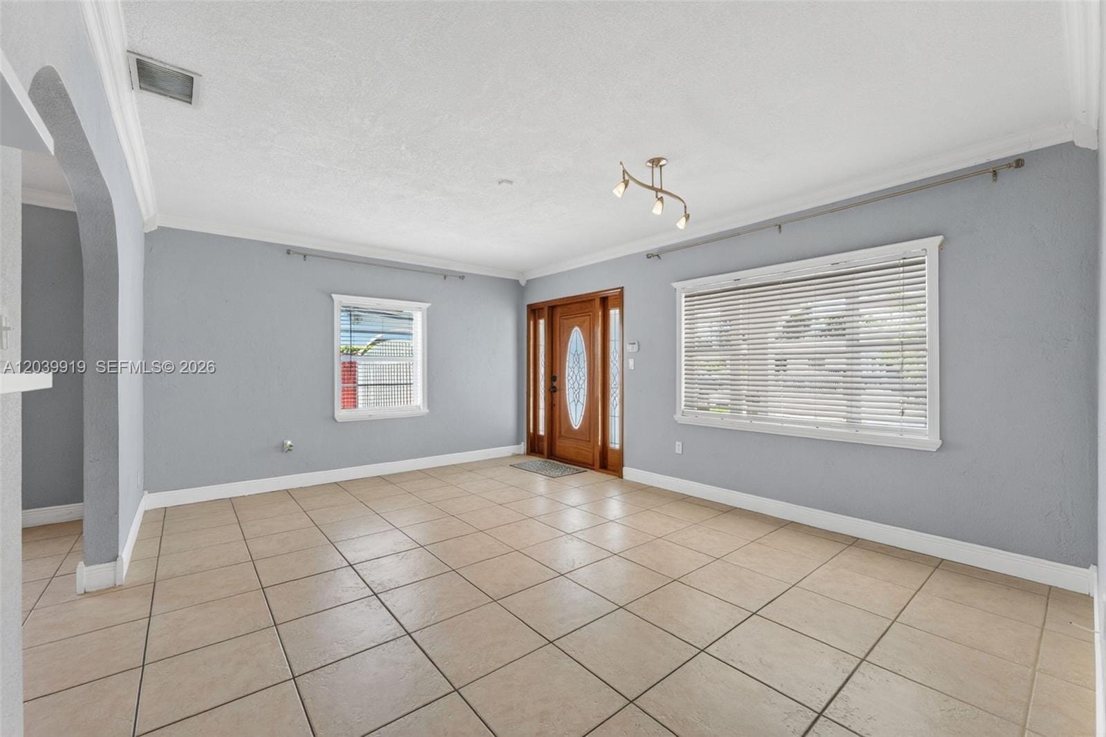 920 NW 35th Avenue, Miami, FL 33125 photo 11