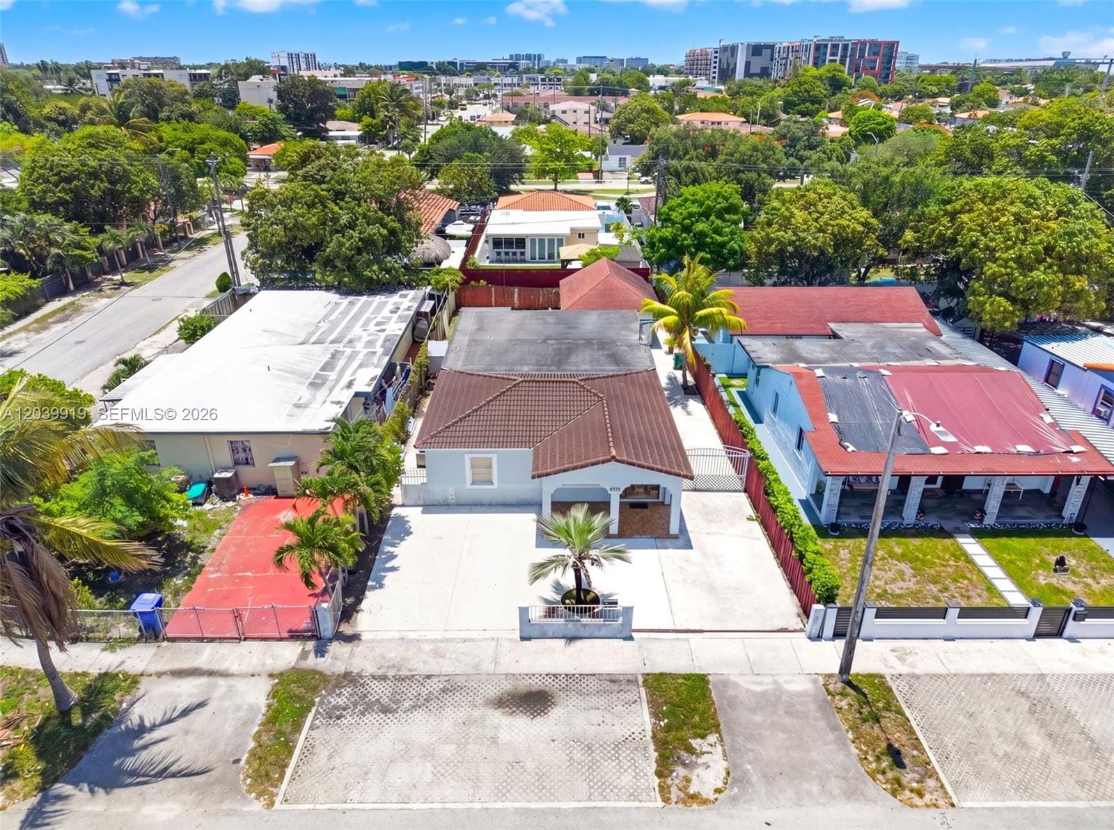 920 NW 35th Avenue, Miami, FL 33125 photo 4