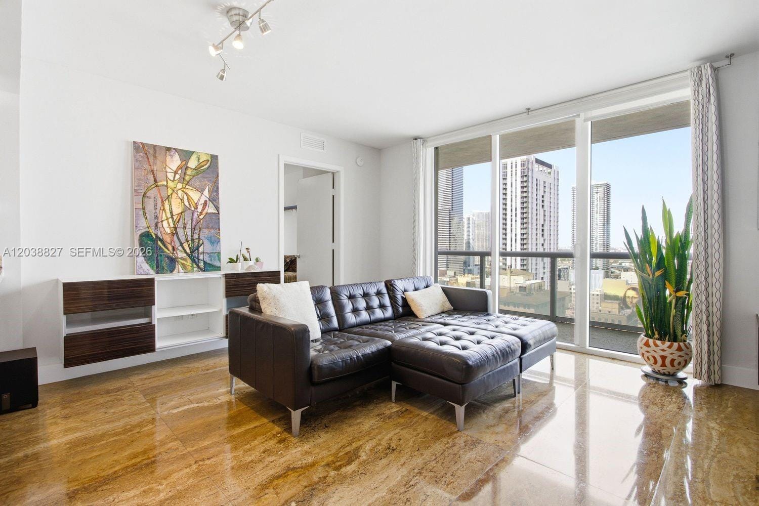 50 Biscayne Boulevard 2510 — photo 9