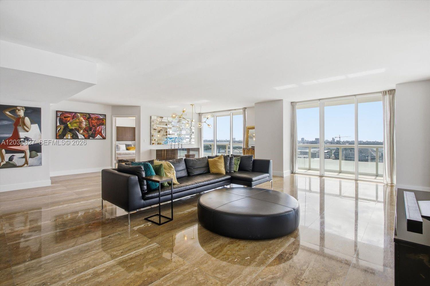 50 Biscayne Boulevard 2510, Miami, FL 33132, Miami